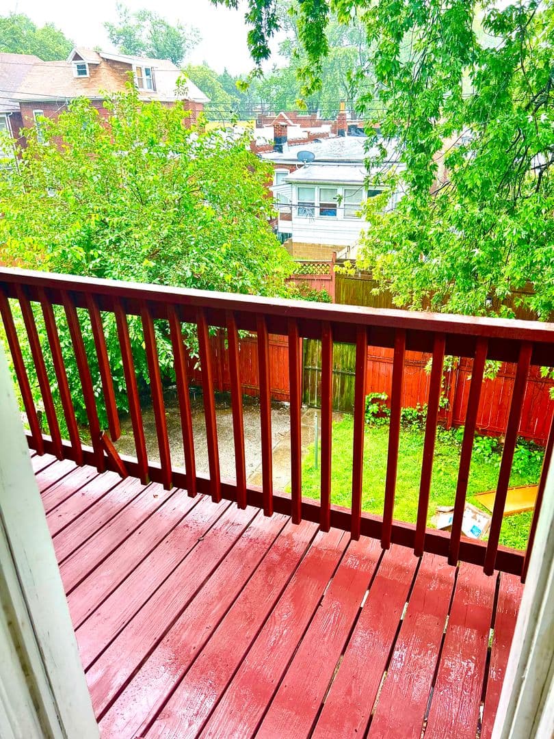 St. Louis Apartment: 548-550 Eiler Street