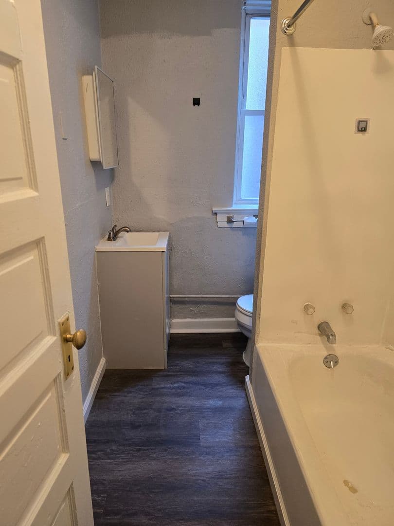 St. Louis Apartment: 548-550 Eiler Street