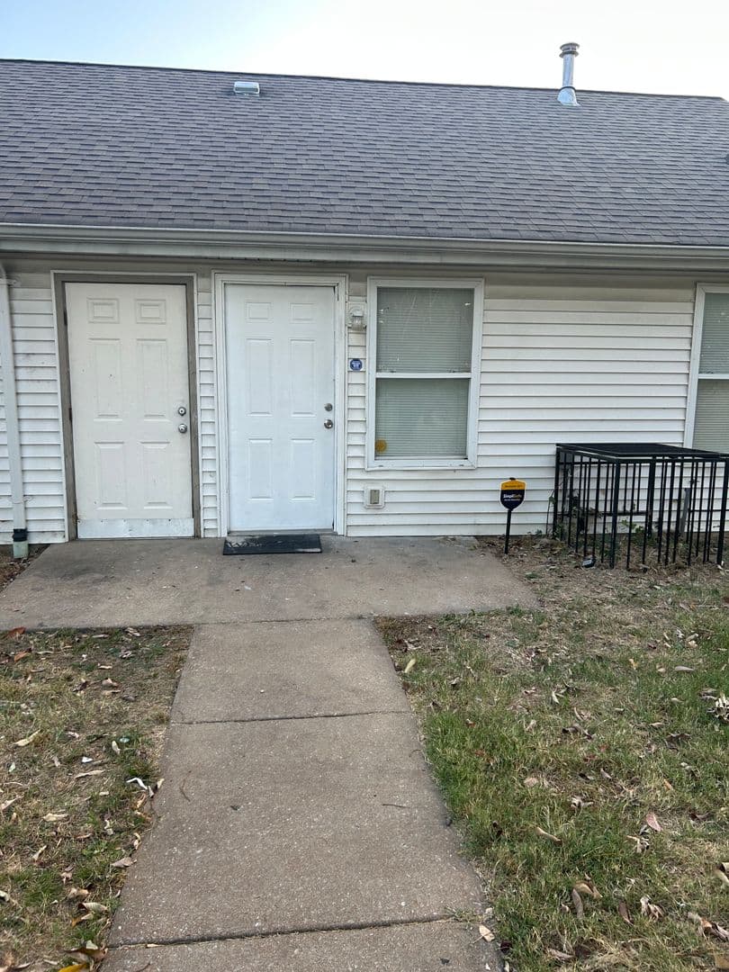 St. Louis Apartment: 3736-3744 N Market and 3737 -3745 Garfield
