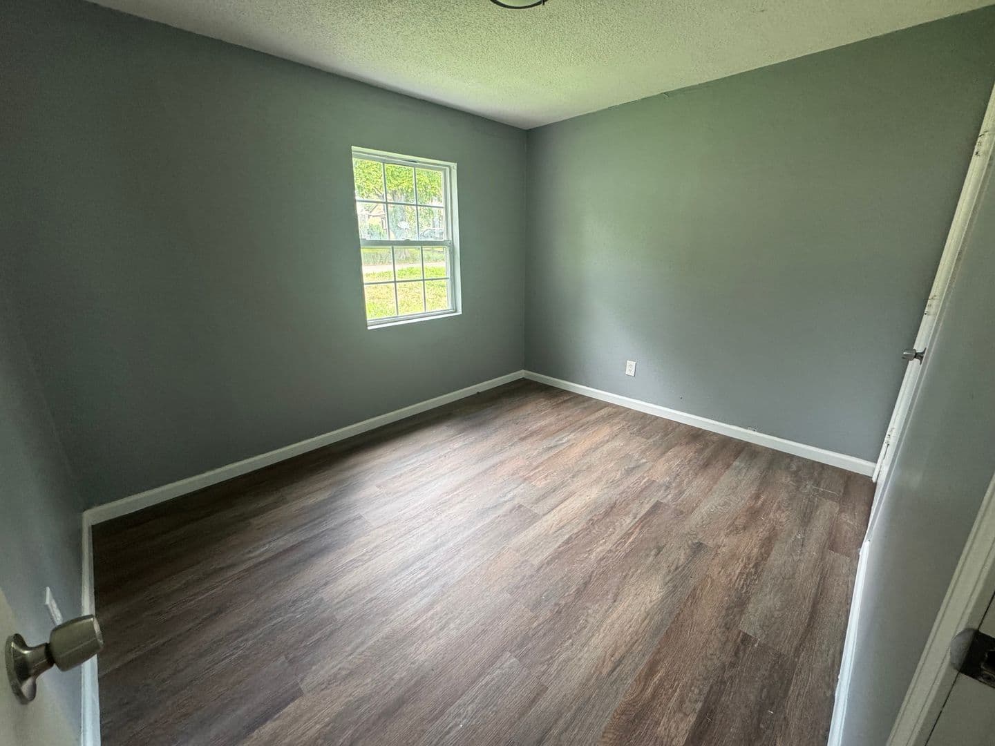 St. Louis House: 10113 Duke Drive