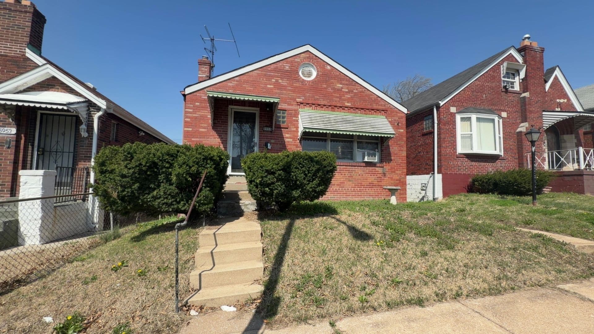 St. Louis House: 5955 Floy Ave
