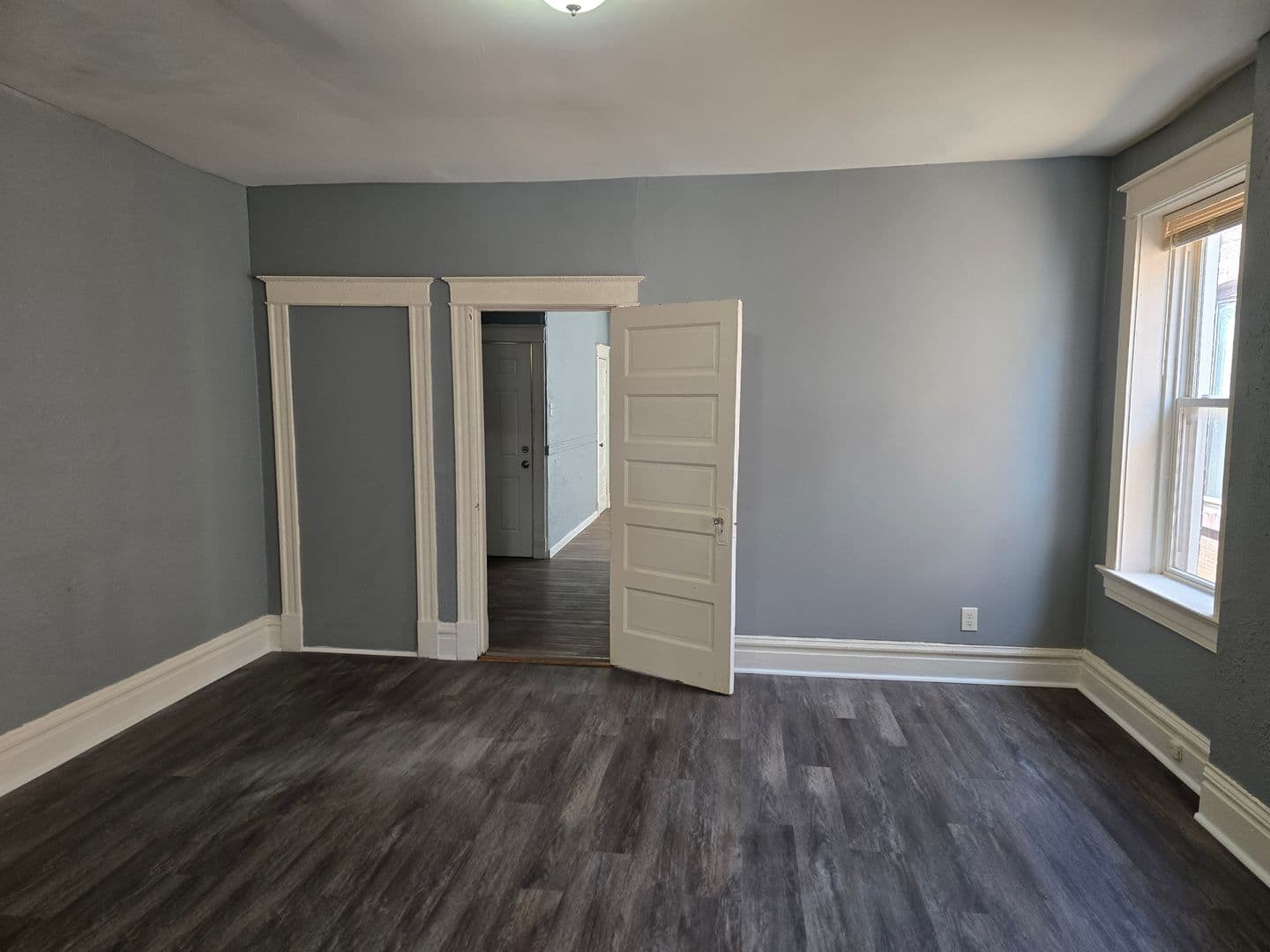 St. Louis Apartment: 548-550 Eiler Street