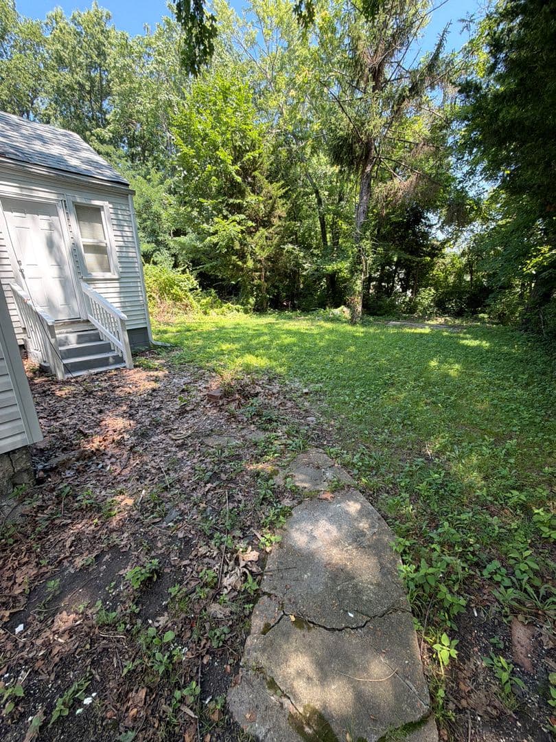 Jennings House: 7301 Harney Ave