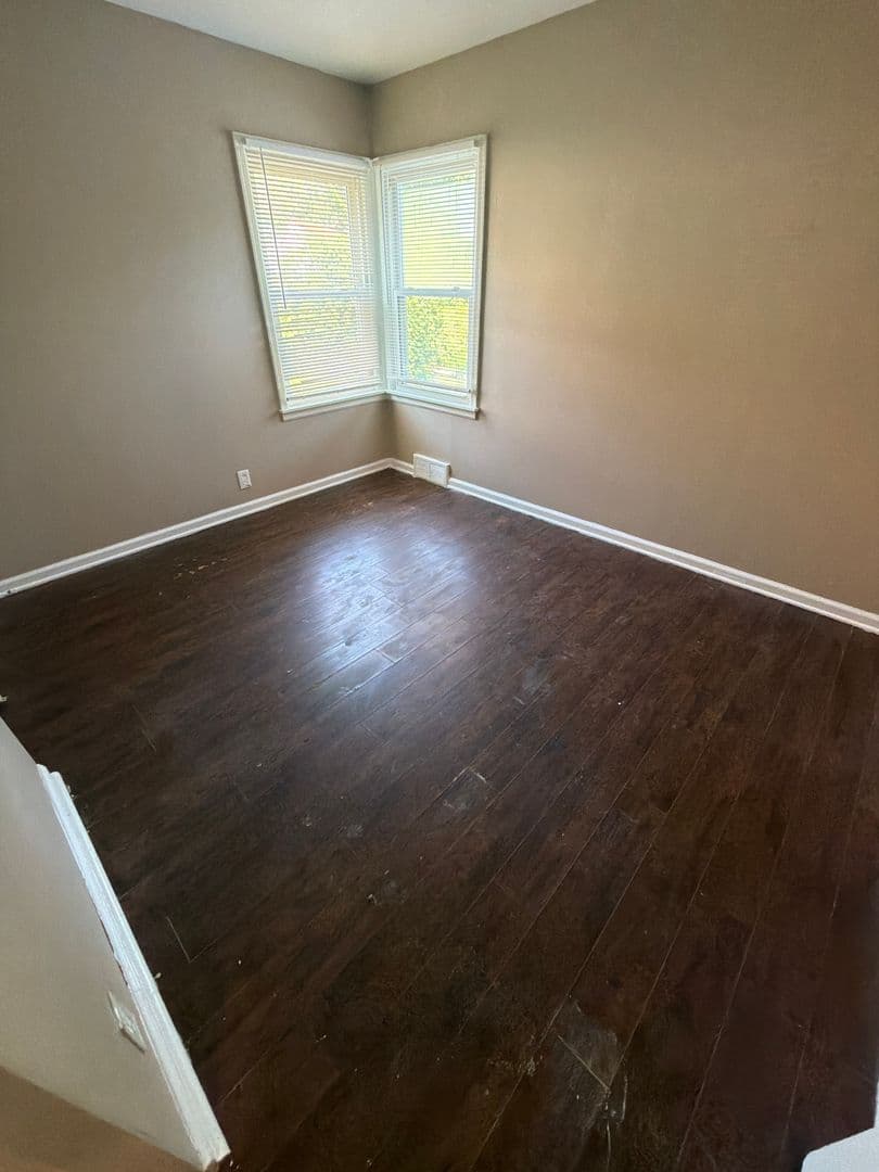 St. Louis House: 12129 Aragon Ave