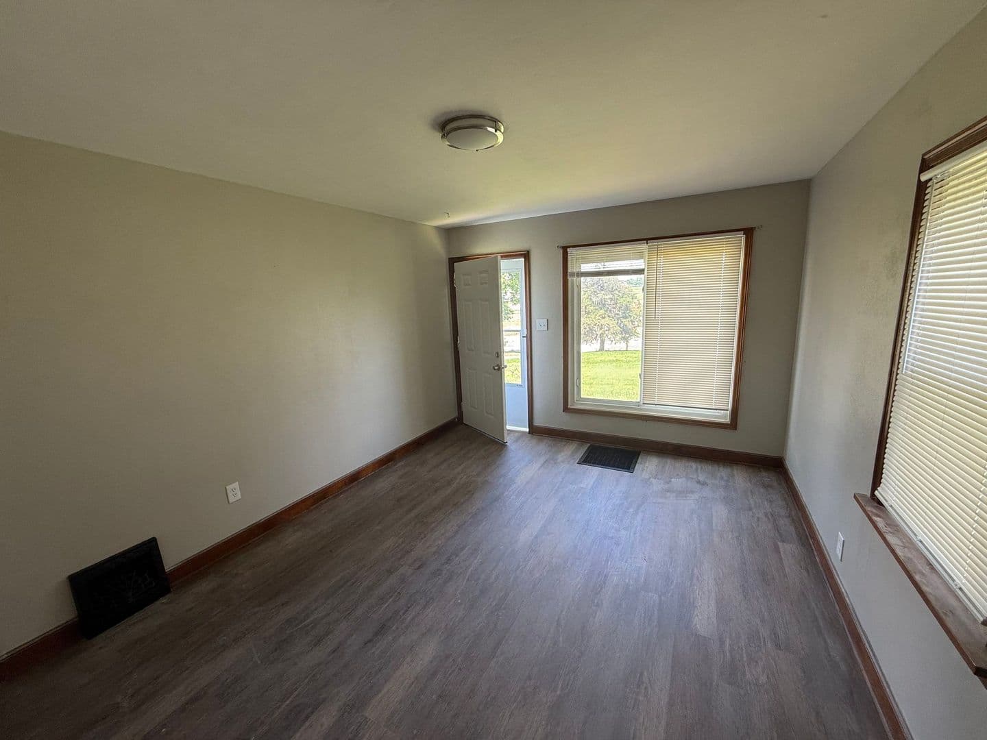 St. Louis House: 12326 Larimore Road