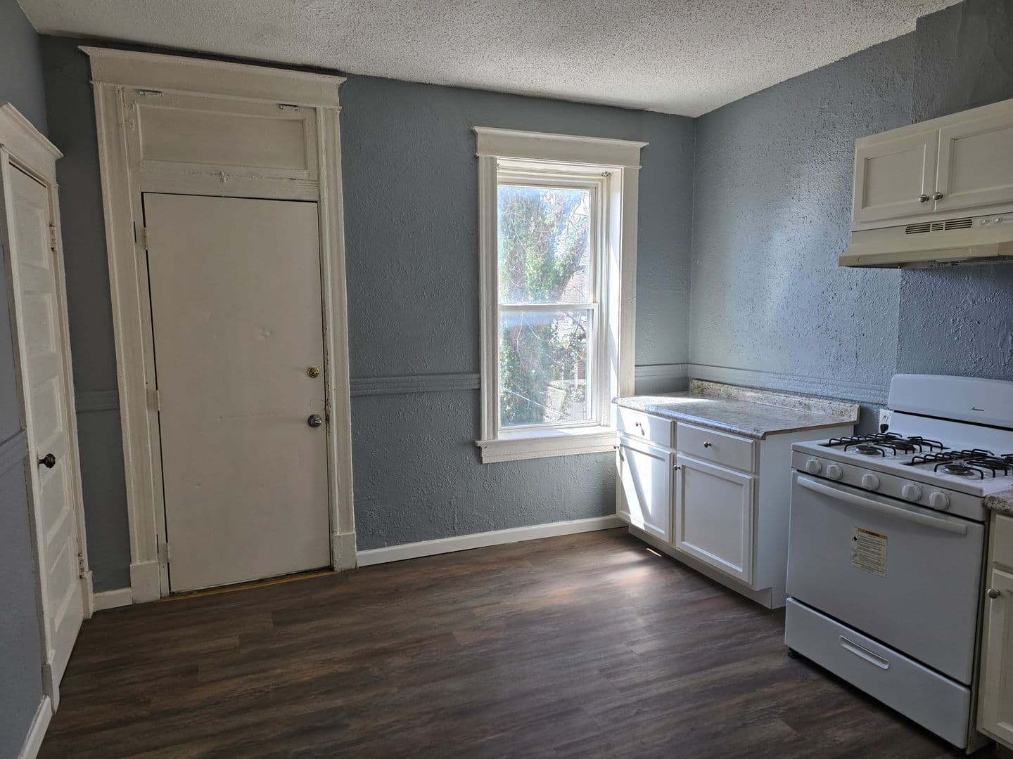 St. Louis Apartment: 548-550 Eiler Street
