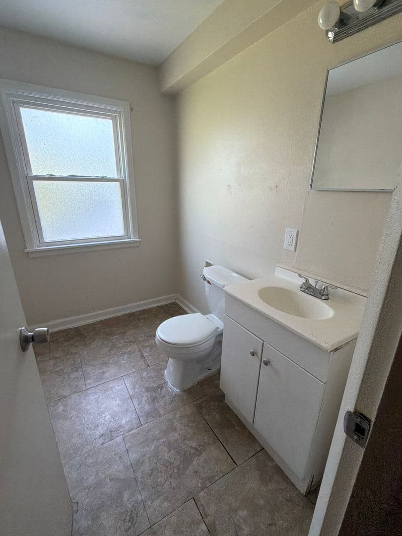 St. Louis House: 12129 Aragon Ave