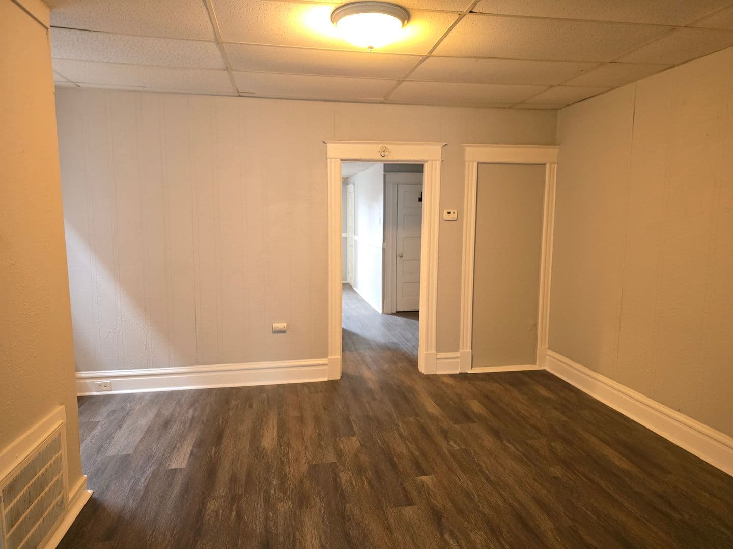 St. Louis Apartment: 548-550 Eiler Street
