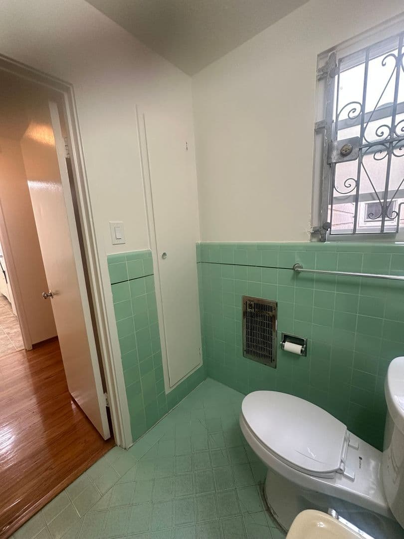 San Francisco Apartment: 774 Monterey Blvd