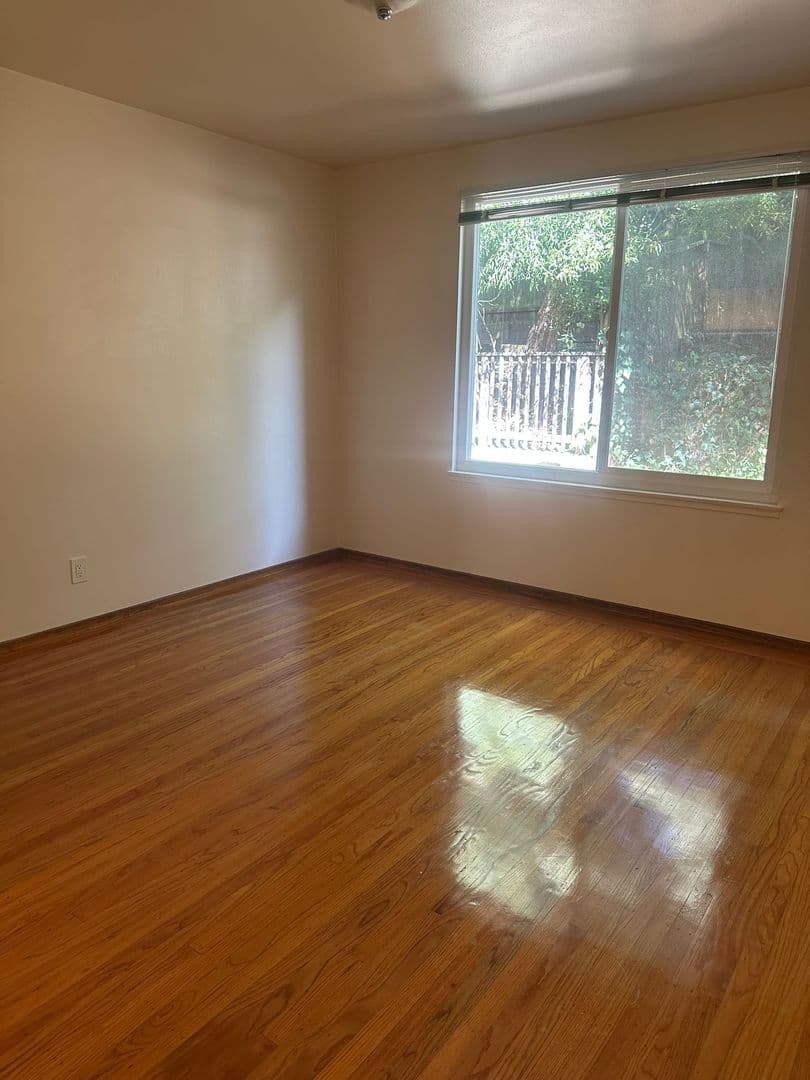 San Francisco Apartment: 774 Monterey Blvd