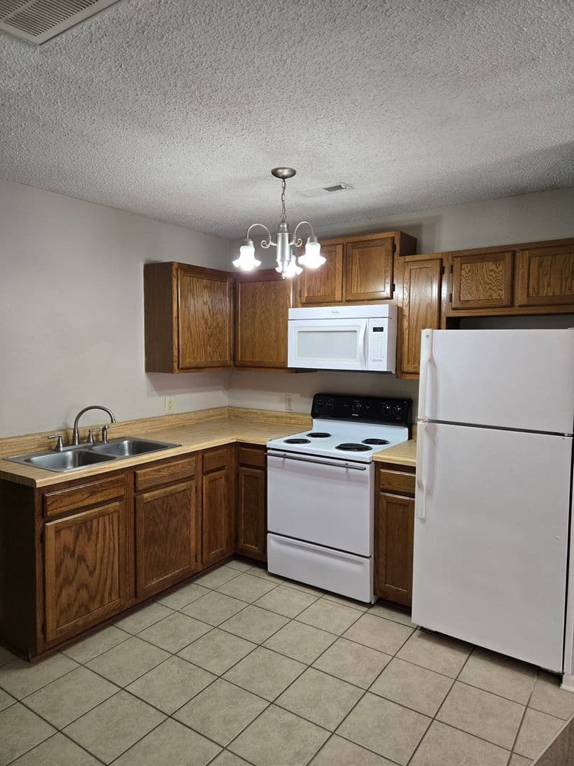 Jacksonville Apartment: Easy Street Quadraplexes