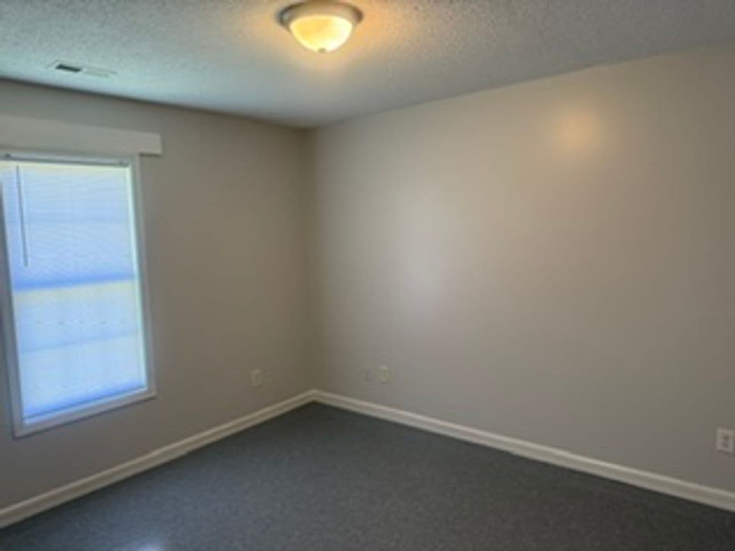 Jacksonville House: 233 A Lakewood Drive