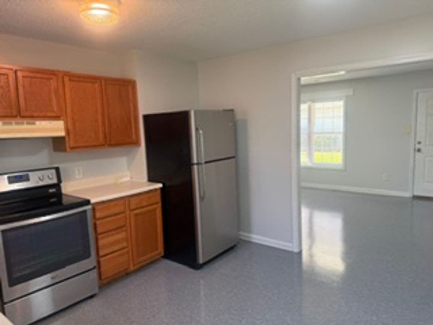 Jacksonville House: 233 A Lakewood Drive
