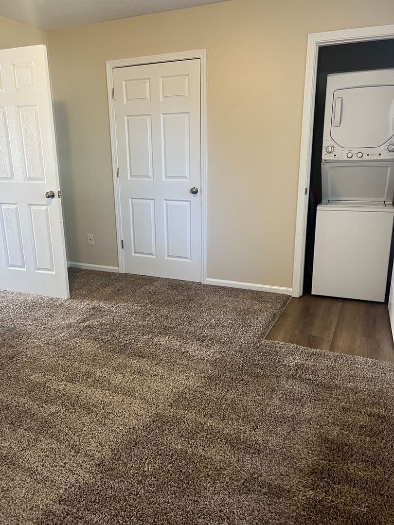 Jacksonville Apartment: Countrywood Large Bedrooms