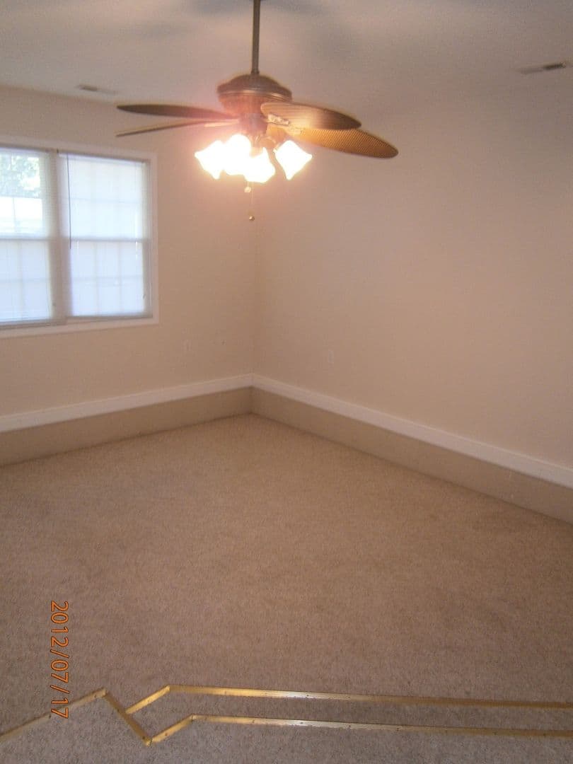 Jacksonville House: 414 Kenwood Drive