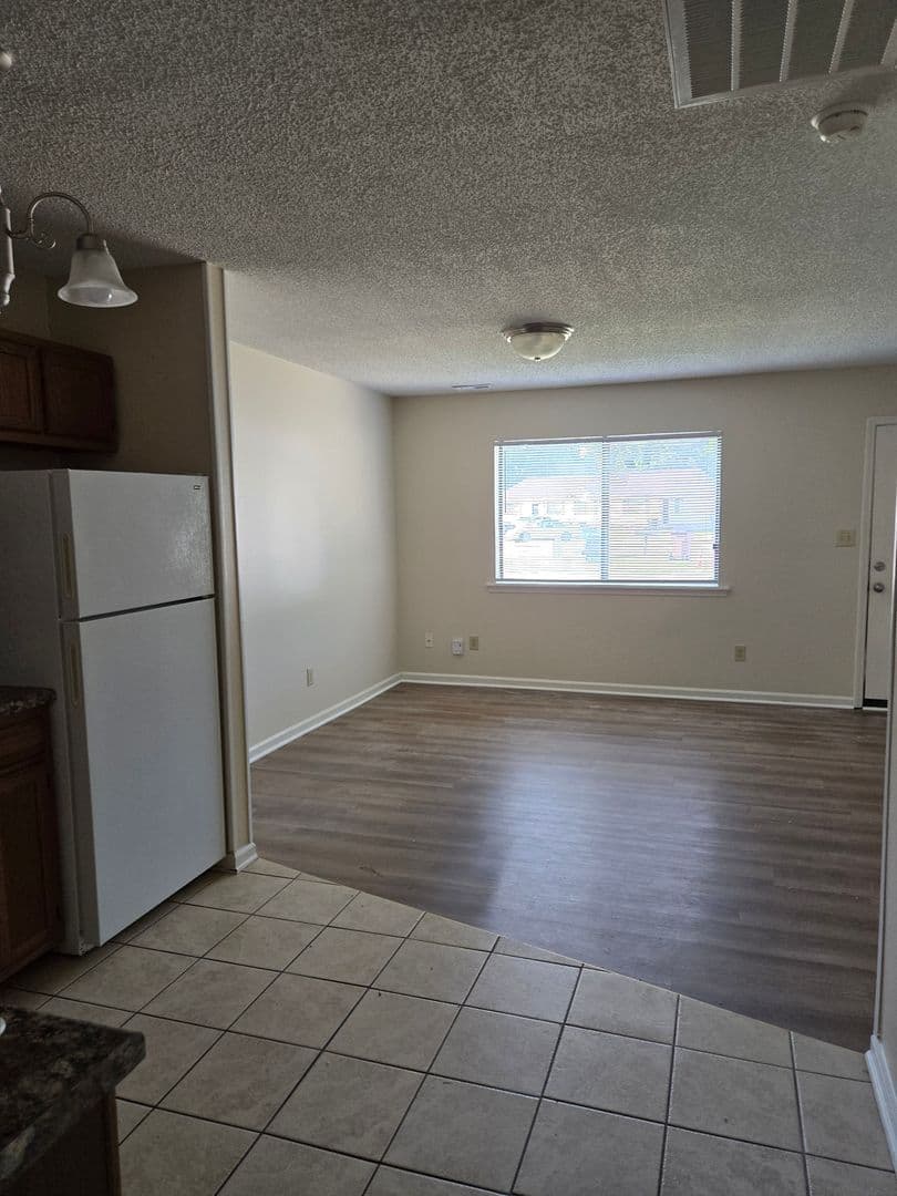 Jacksonville Apartment: Countrywood Blvd.