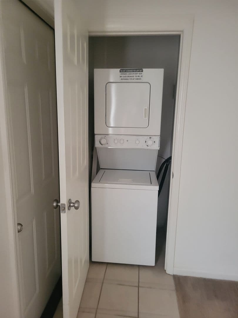 Jacksonville Apartment: Easy Street Quadraplexes