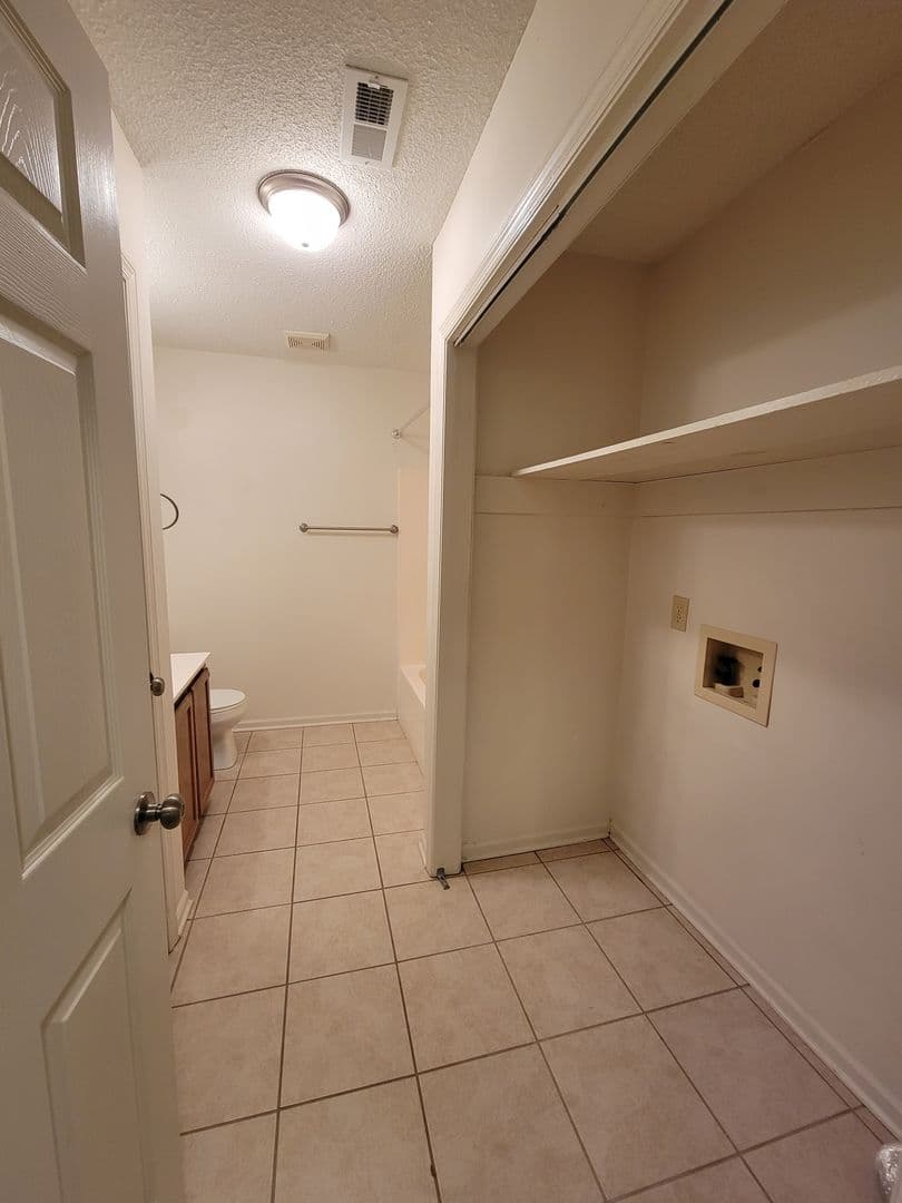 Jacksonville Apartment: Countrywood Duplexes