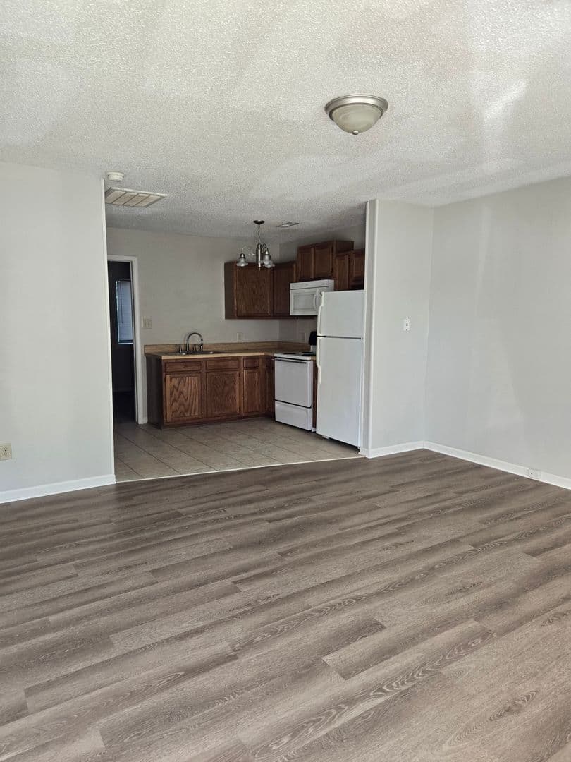 Jacksonville Apartment: Easy Street Quadraplexes