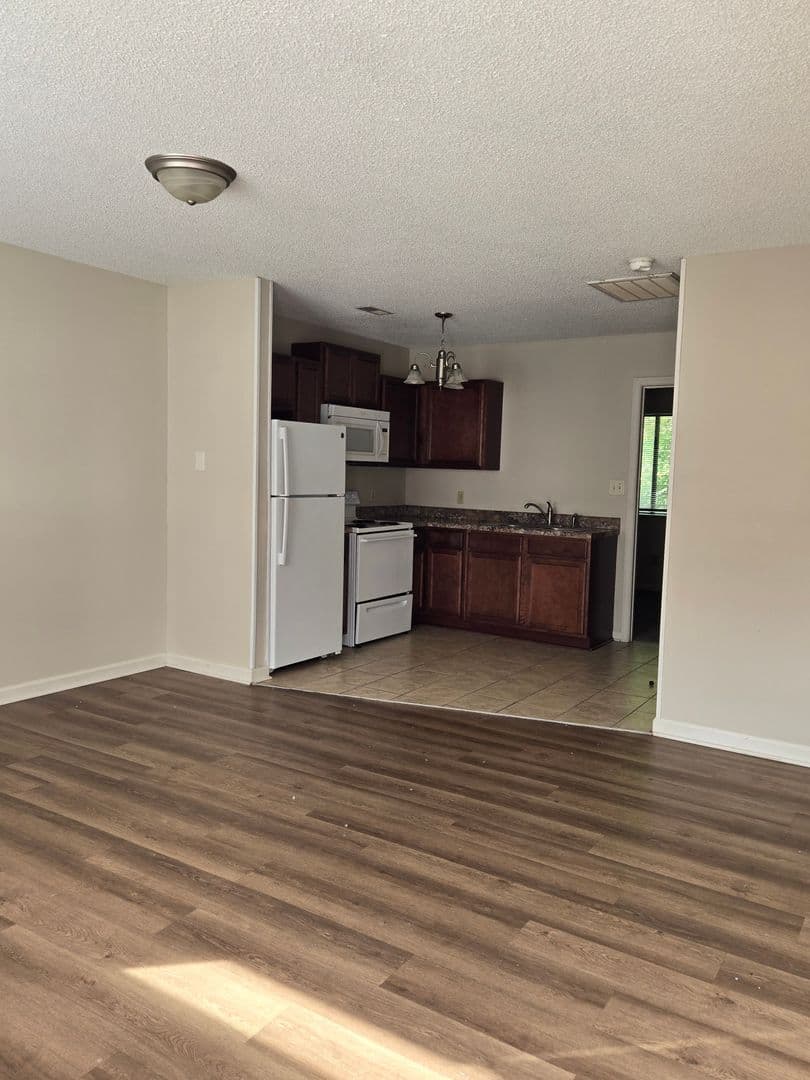 Jacksonville Apartment: Easy Street Quadraplexes