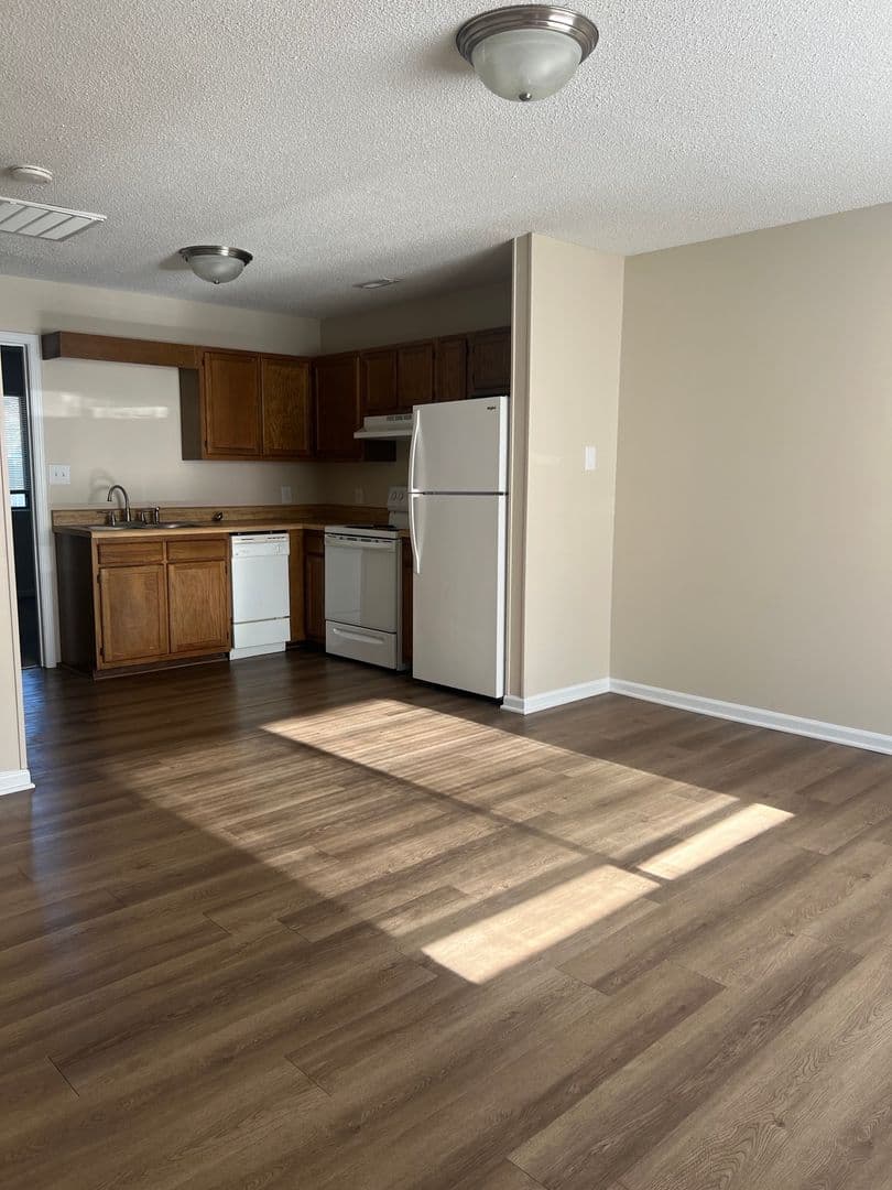 Jacksonville Apartment: Countrywood Large Bedrooms