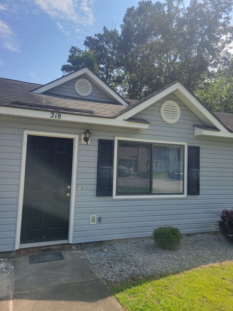 Jacksonville Apartment: Easy Street Quadraplexes