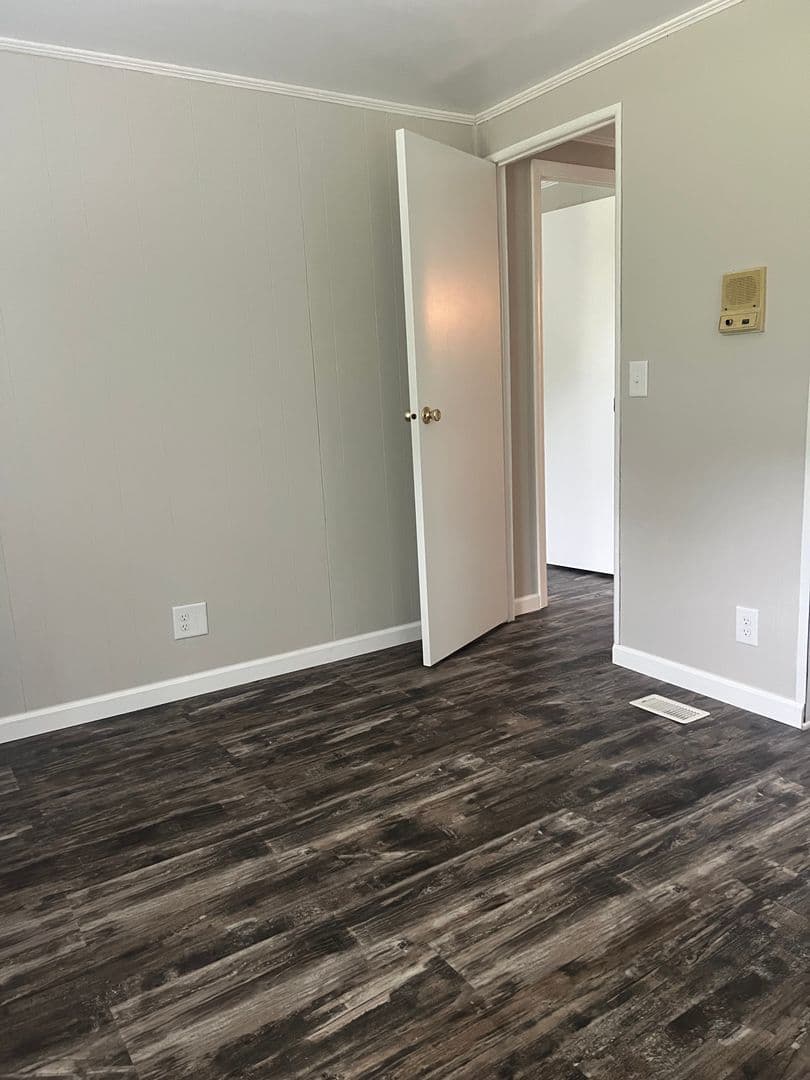 Jacksonville House: 117 Catnapper Lane