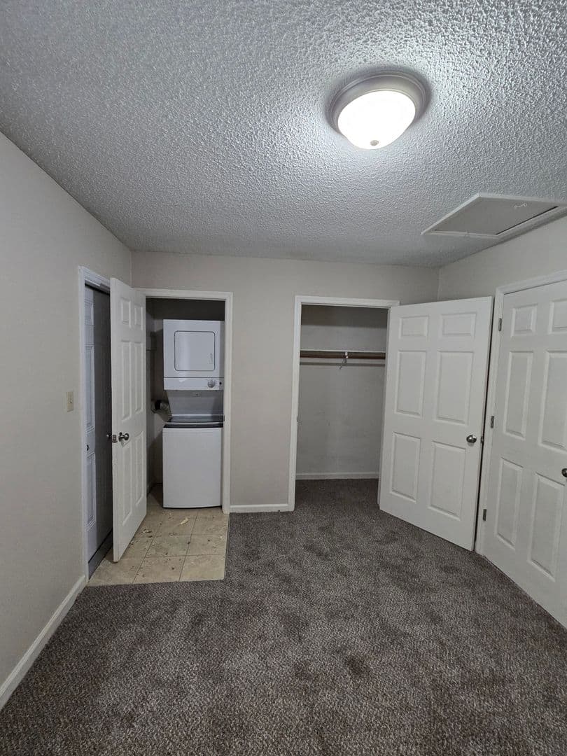 Jacksonville Apartment: Easy Street Quadraplexes