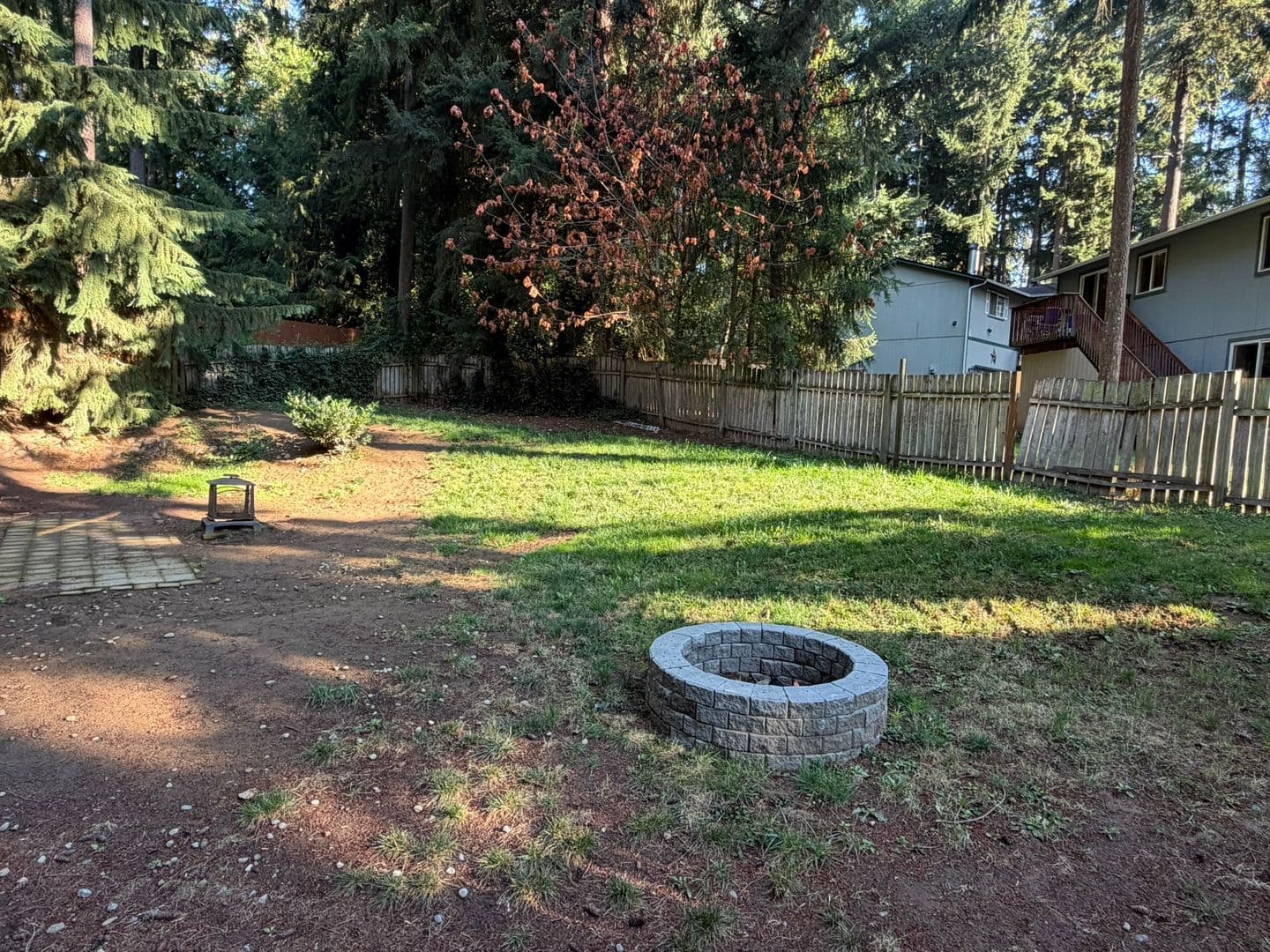 Yelm House: 21640 N Clearlake Blvd SE