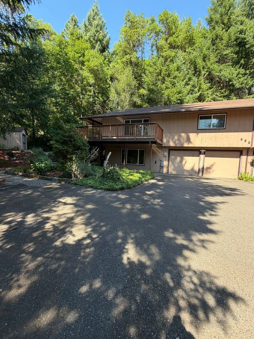 Lacey Apartment: 932 Union Mills Rd SE