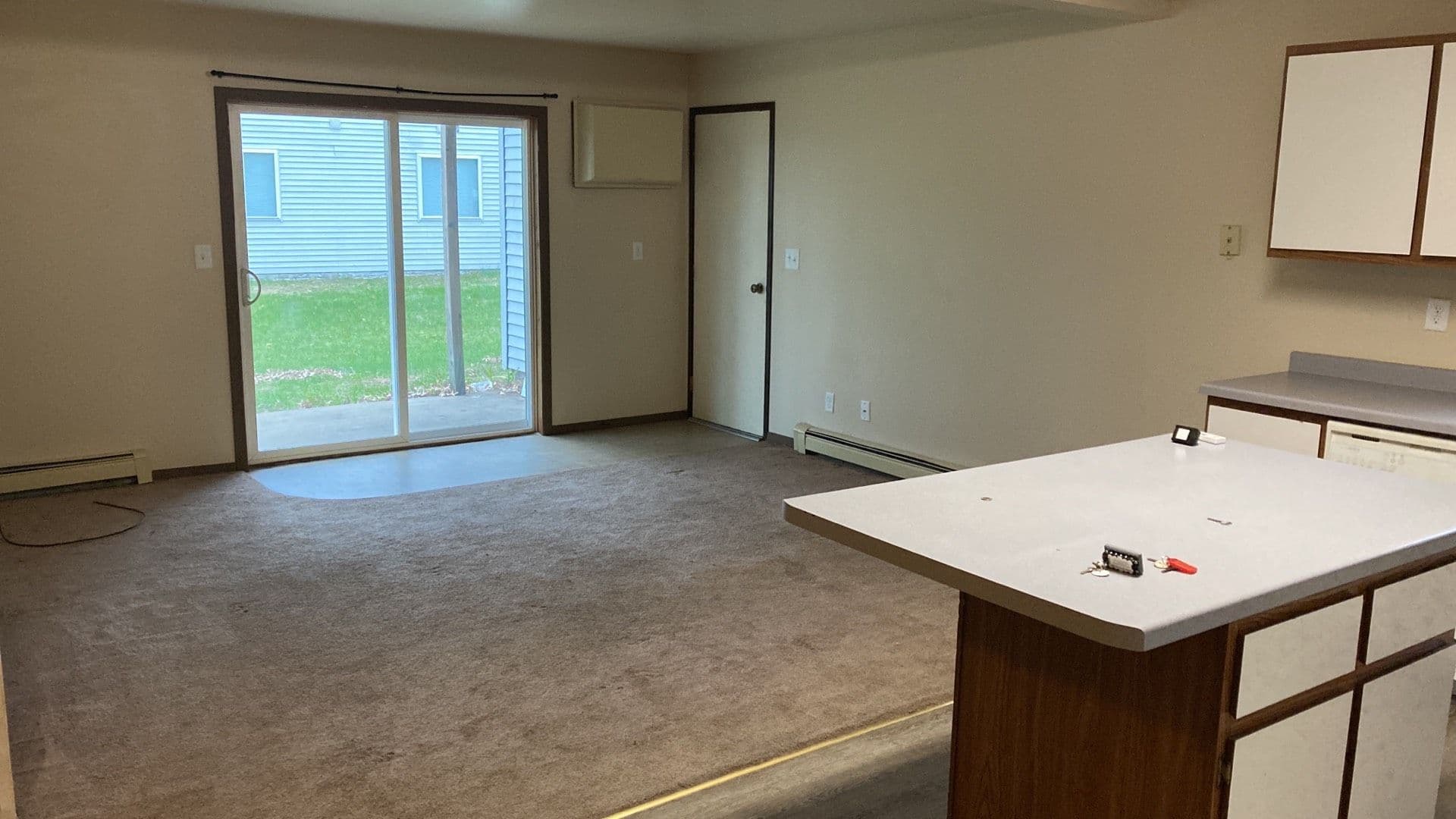 Plover Apartment: 1170 Dodds Drive