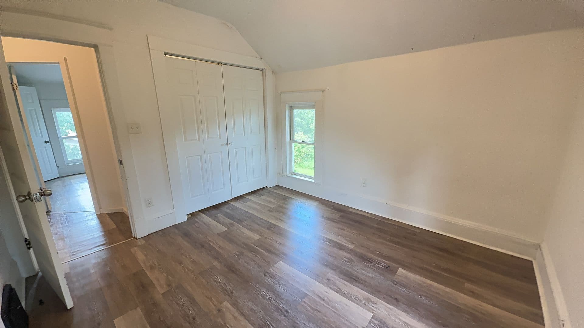 Antigo Apartment: 540 Wausau Road