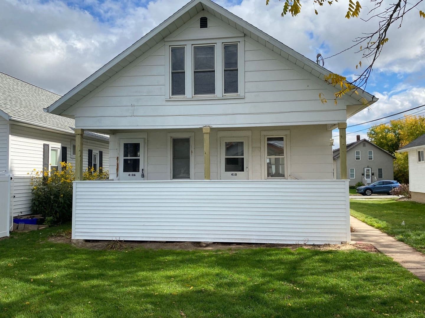 Marshfield Apartment: 410 N Maple Ave