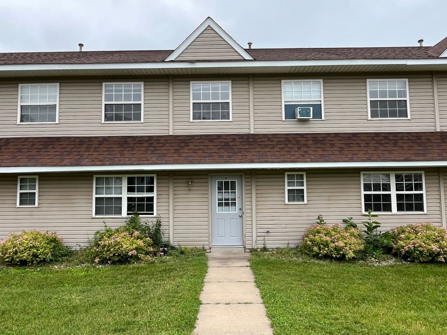 Stevens Point Apartment: 2448 4th Ave