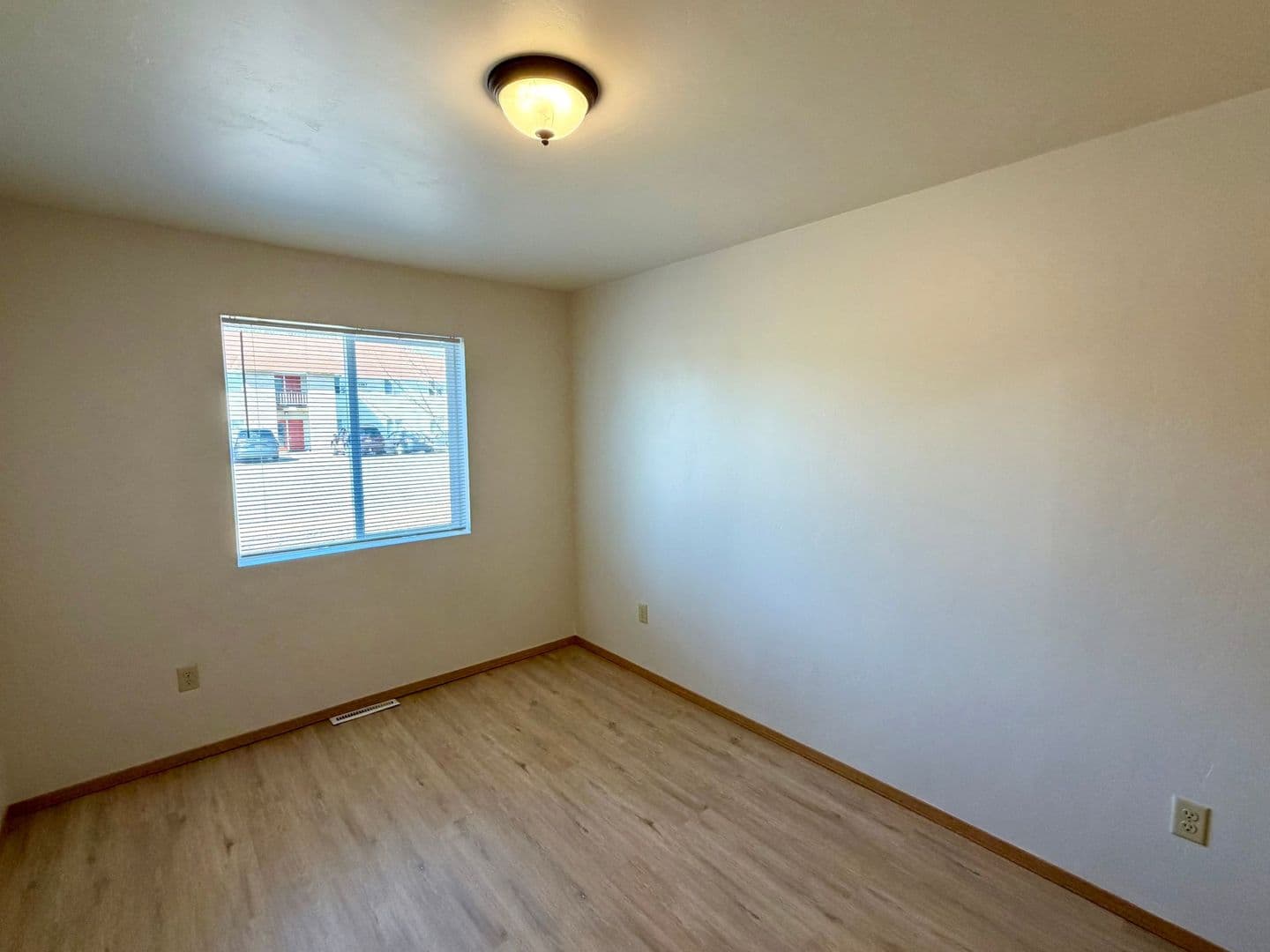 Wausau Apartment: 1813 N 11th Ave
