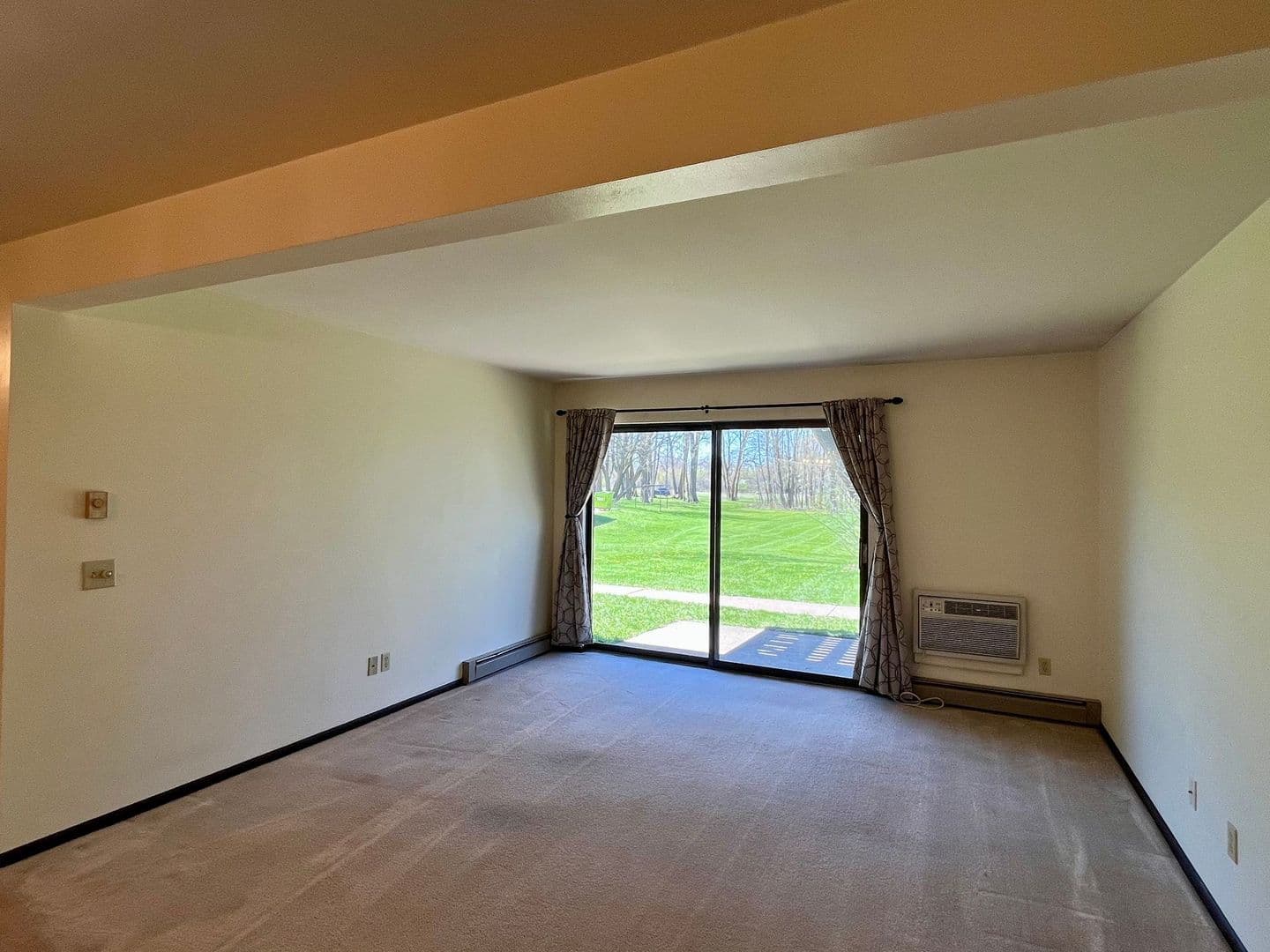 Marshfield Apartment: 1703 Sawyer Dr