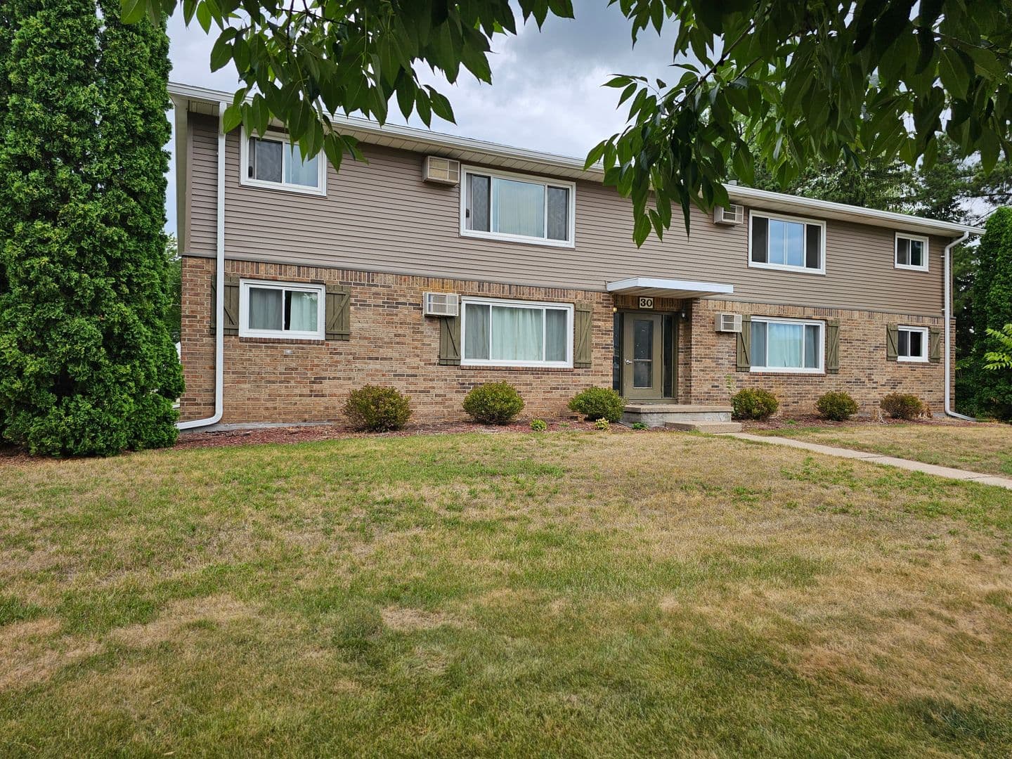 Port Edwards Apartment: 30 Letendre Ave