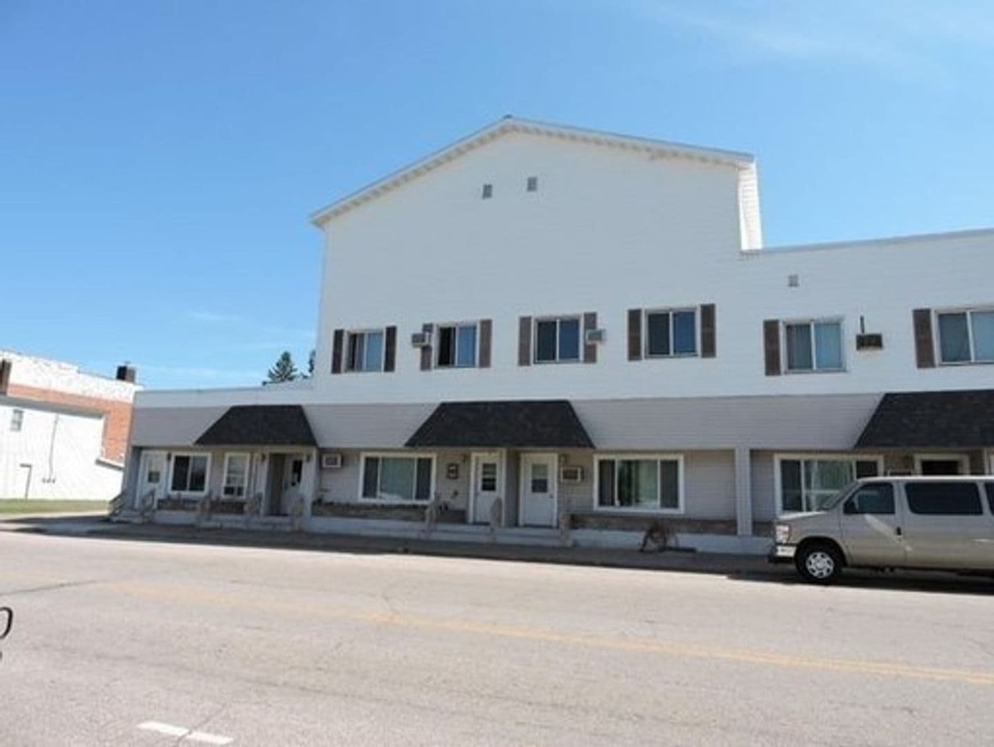 Wittenberg Apartment: 516 S Webb Street