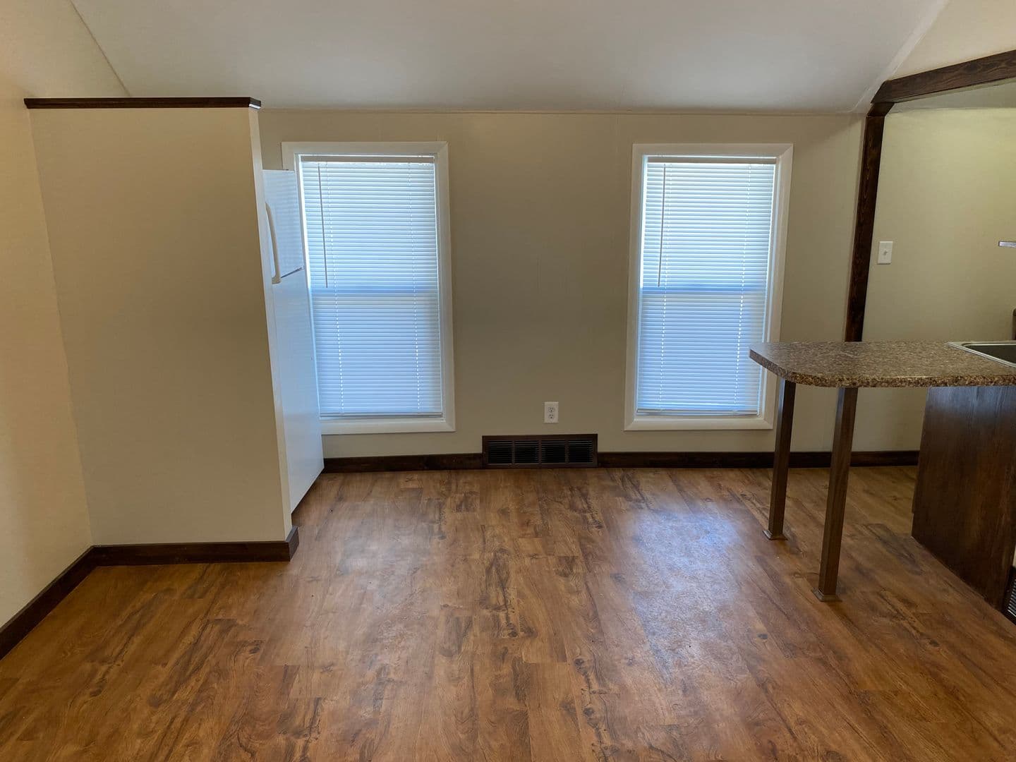 Merrill Apartment: 1800 E Main St