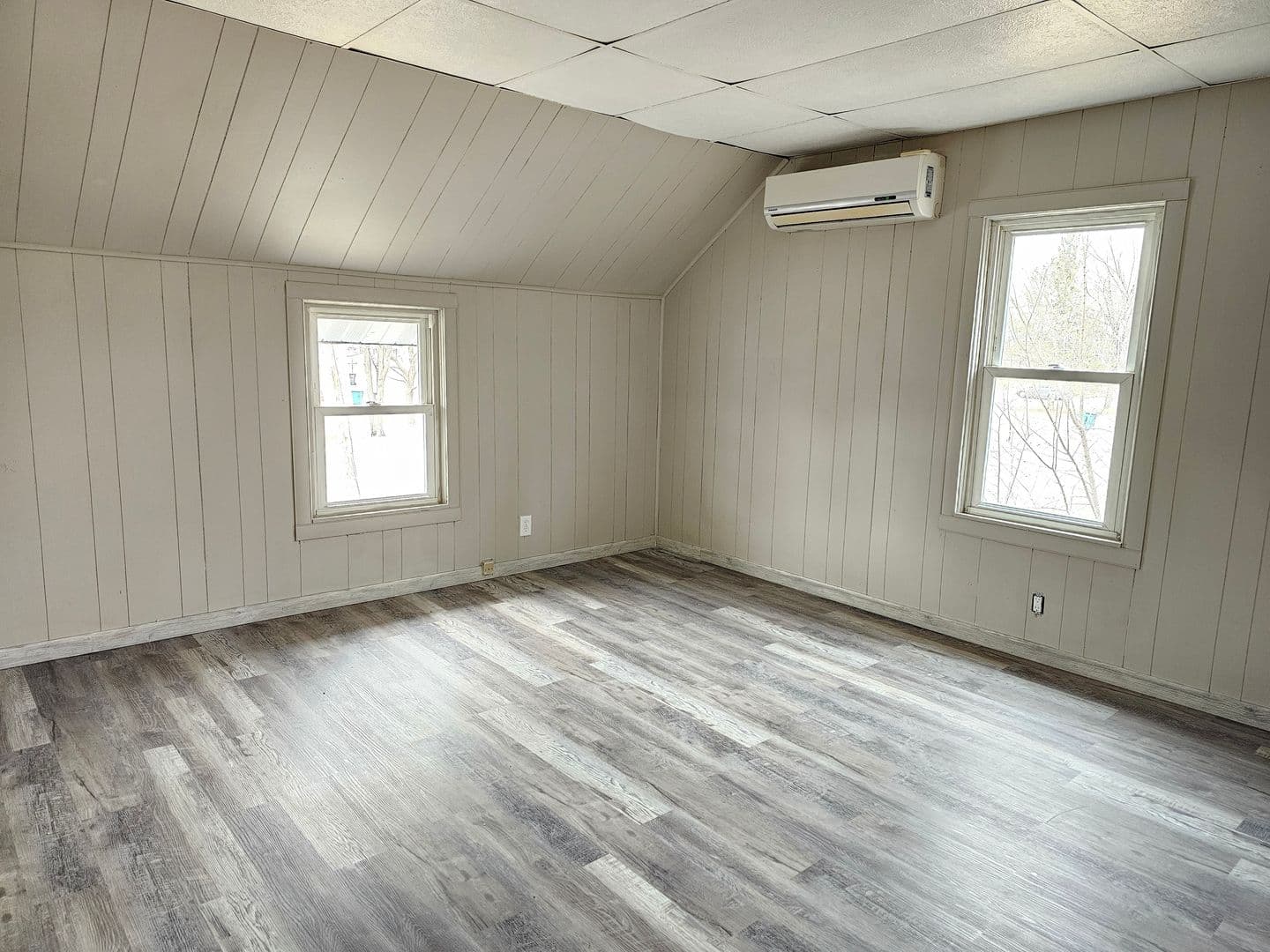 Nekoosa Apartment: 618 North St