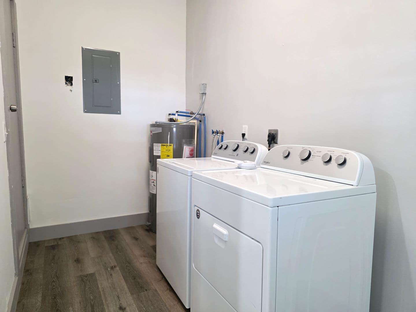 Wisconsin Rapids Apartment: 920 2nd Ave S - 922 2nd Ave S