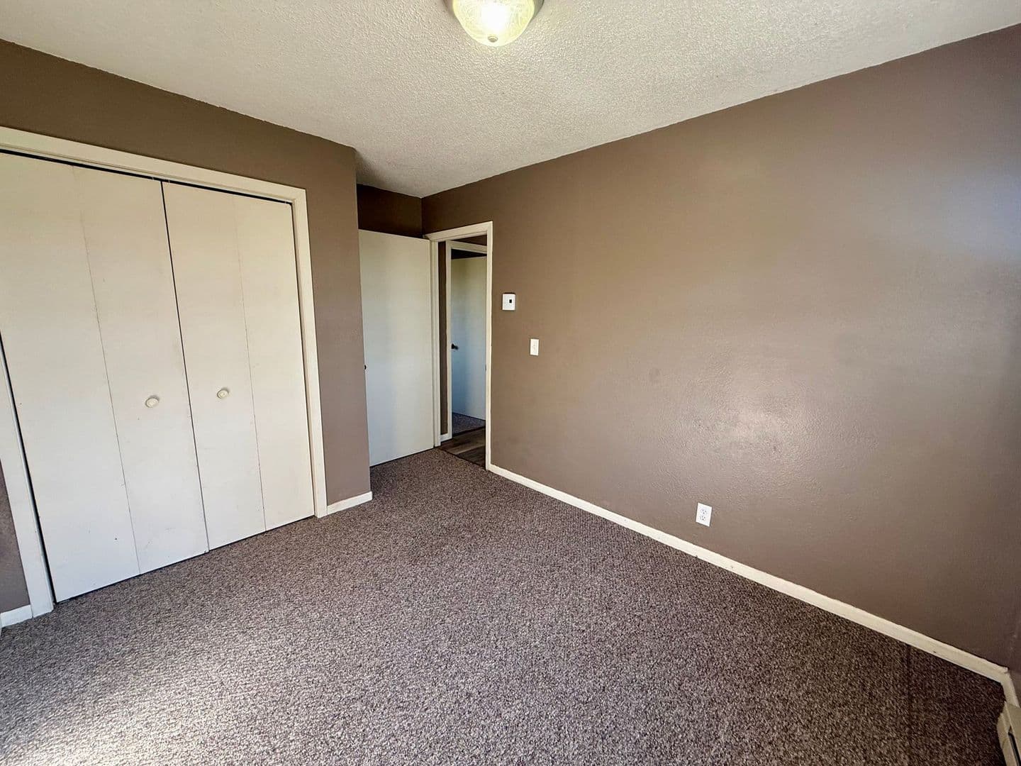 Stetsonville Apartment: W4913 Pine Avenue