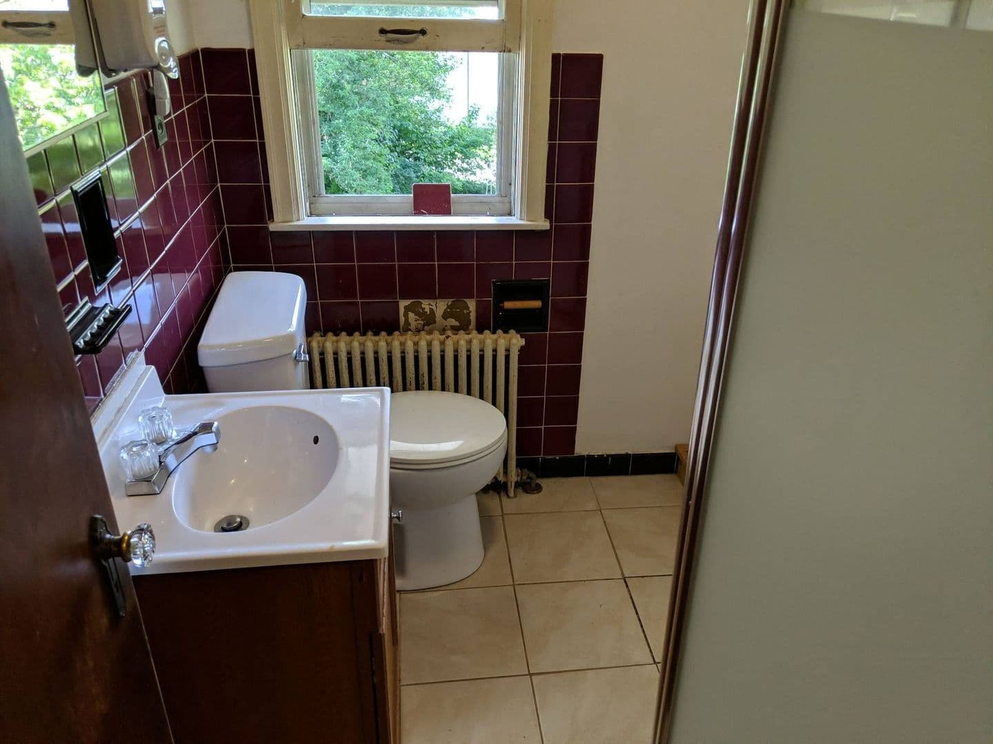 Merrill Apartment: 110 S State St