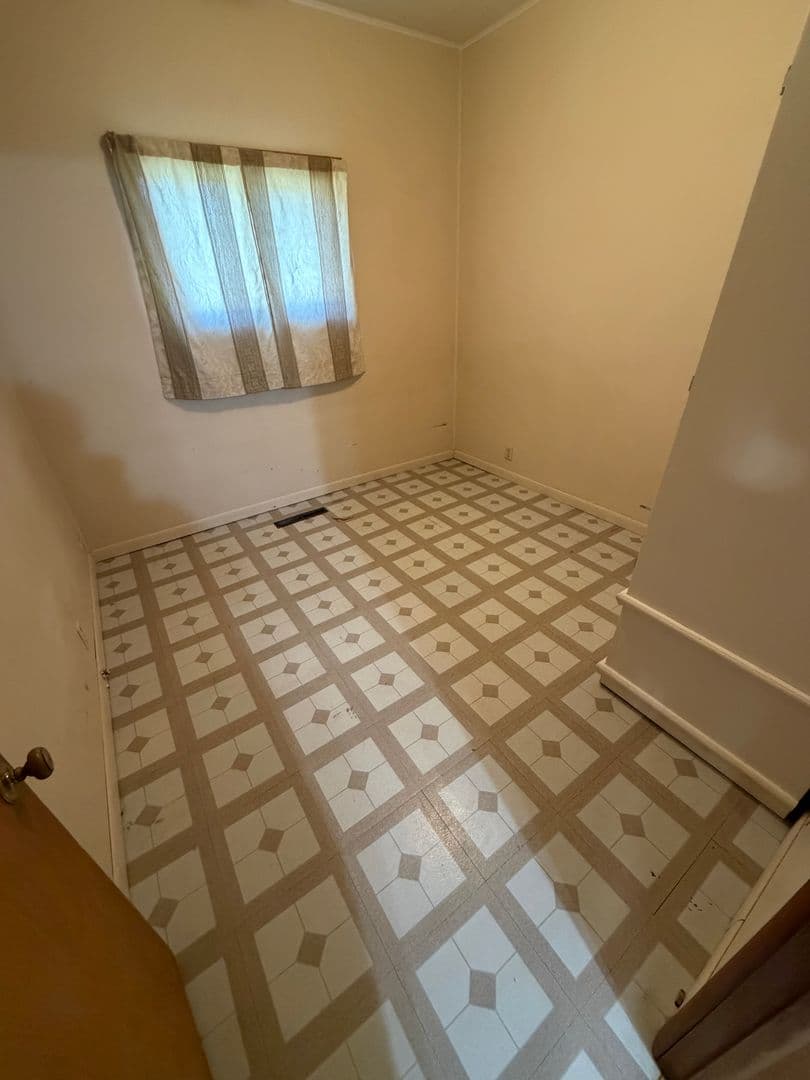 Colby House: 505 N 3rd St