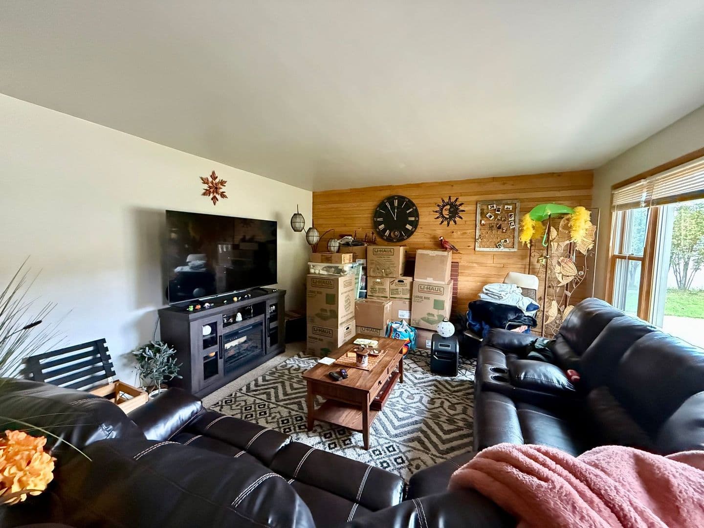 Wausau House: 152025 Robin Lane
