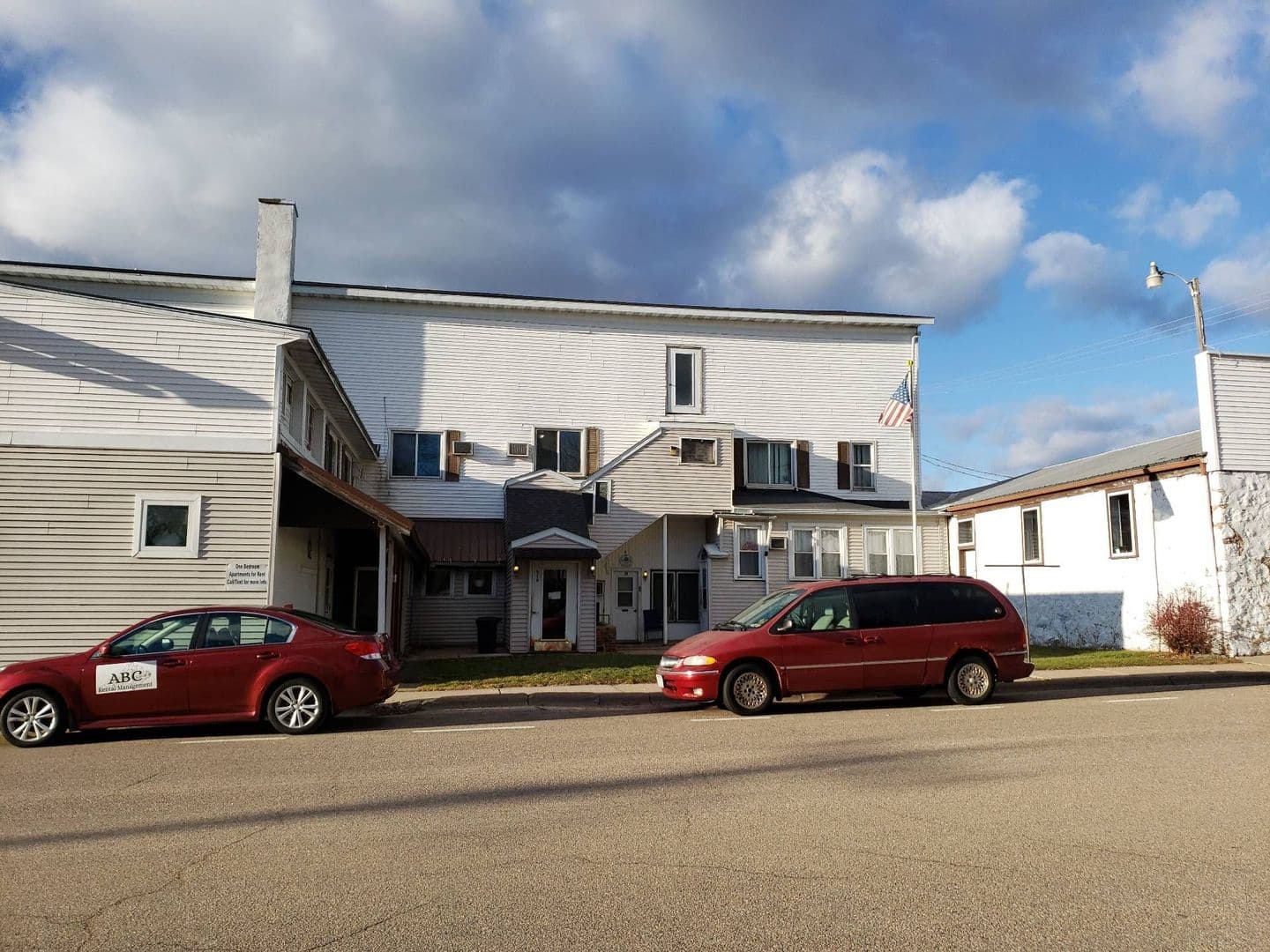 Wittenberg Apartment: 516 S Webb Street