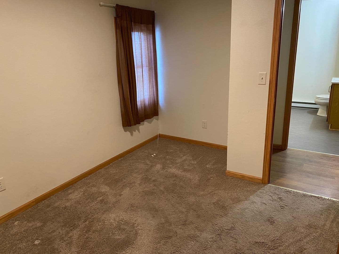 Wausau House: 1034 S 7th Ave