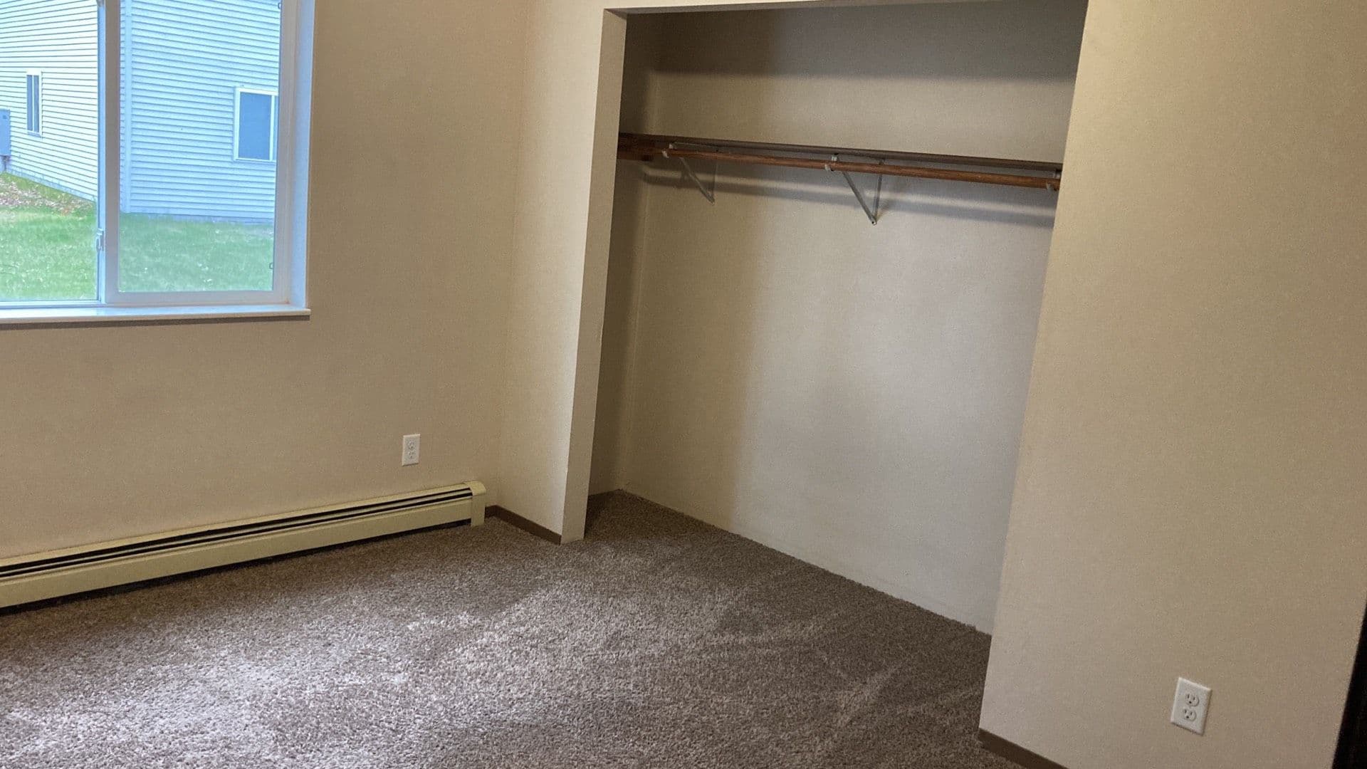 Plover Apartment: 1170 Dodds Drive