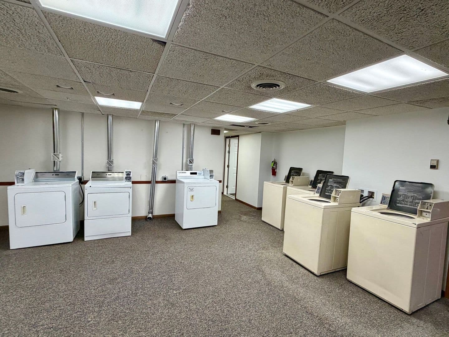 Wausau Apartment: 719 N 3rd Ave - Furnished