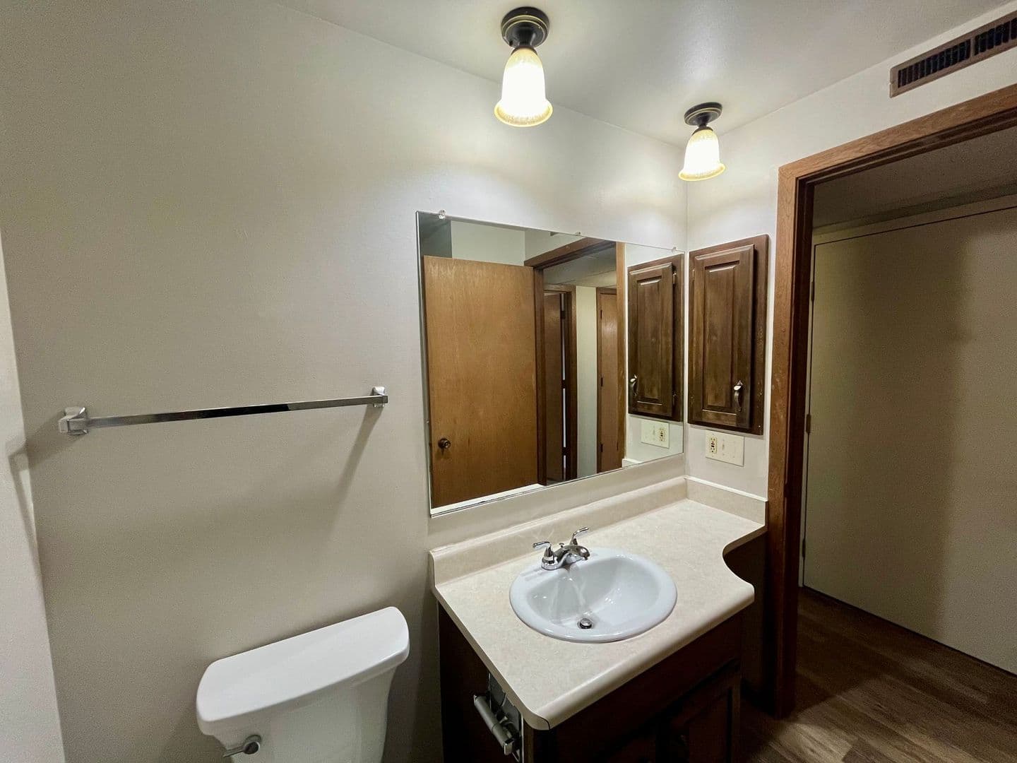 Plover Apartment: 3520 Evergreen Dr